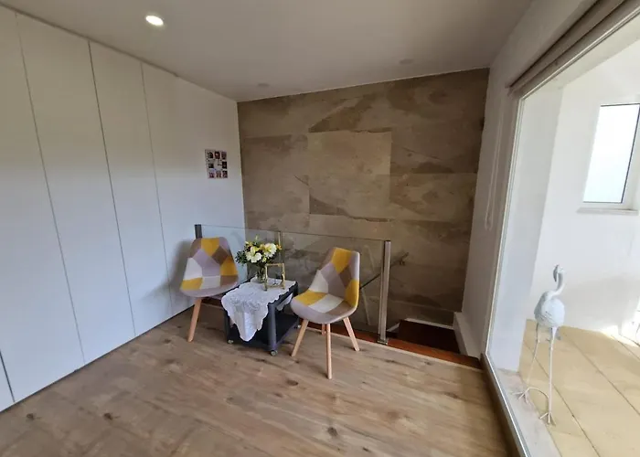 Villa Pool House Minutes From