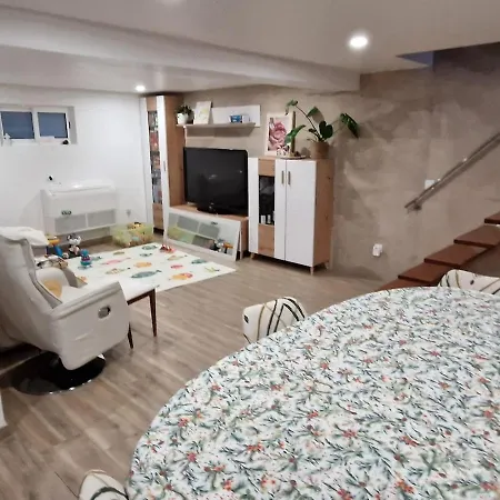 Private Pool House Minutes From The Beach Charneca (Setubal)